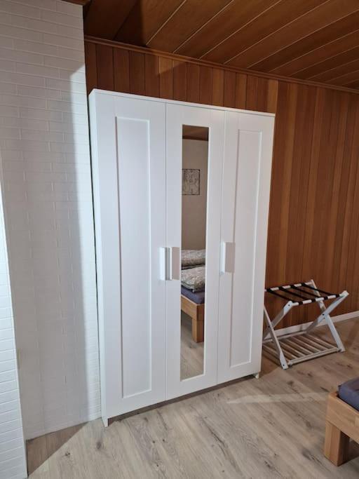Grosszuegige Ferienwohnung 4+1 P. Büttelborn المظهر الخارجي الصورة